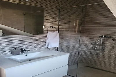 Elegant Trogir Apartment with Garden Terrace ...
