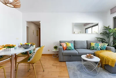 Stadtwohnung für 4 mit Parkplatz, Malaga