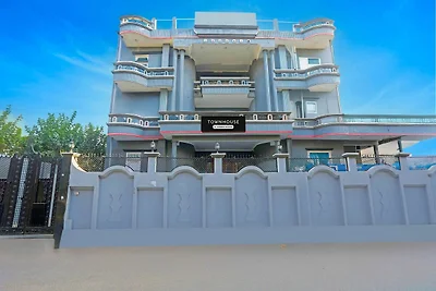 Soggiorni super deluxe al Vijay Khand Gomti...