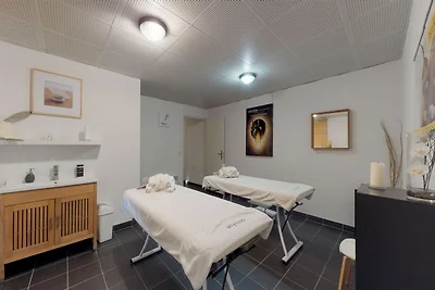 Ferienwohnung mit Sauna und Hallenbad
