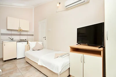Perfect Budva Stay Near the Sea & Aqua Park -...