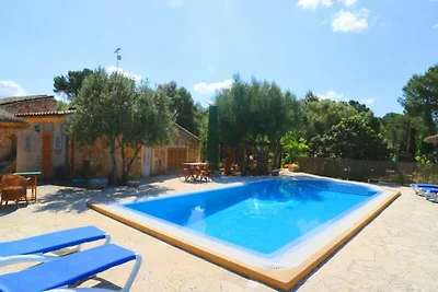 Haus in Campos mit Pool und Garten