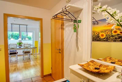 Ferienwohnung mit 2 Schlafzimmer