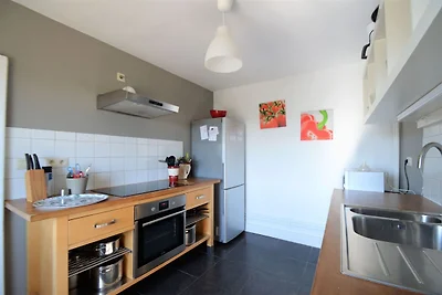 Stenen bungalow in Gerin met een terras