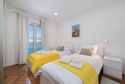 Apartments Ema-Two Bedroom Apartment with Sea...