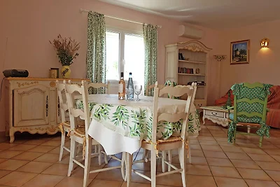 Villa moderna con piscina privata