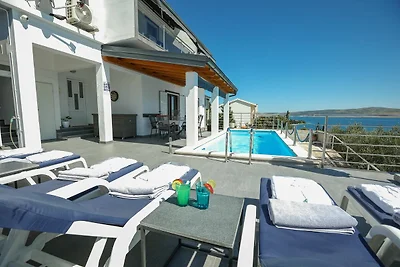 Ferienwohnung am Strand in Starigrad