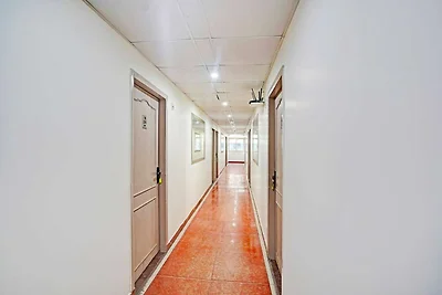 Stadthaus Eiche Nirman Nagar Mansarovar