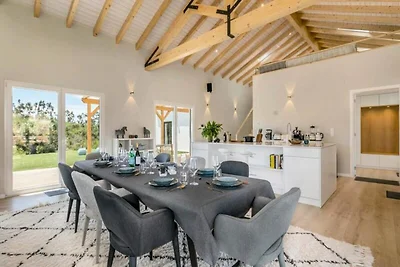 Villa vicino ad Aljezur con lago privato