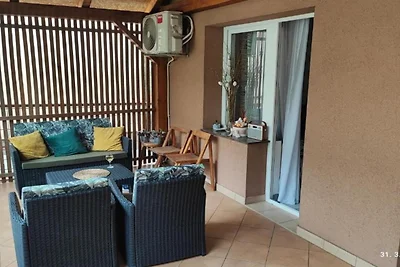 One Bedroom Apartment with Garden