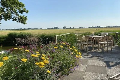 Ferienhaus in Neufeld mit Schwimmbecken