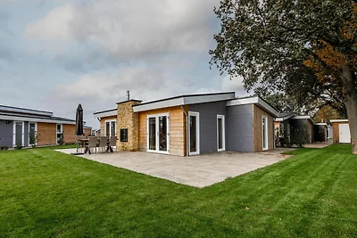 Luxuriöses Ferienhaus mit Außensauna