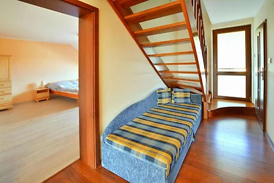Großes Ferienhaus, privater Garten, ruhige...