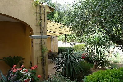 Ferienhaus in Cogolin mit Schwimmbecken