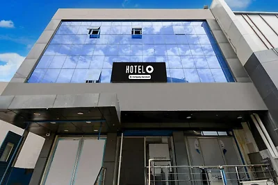 Hotel O Ambedkar Park Gorakhpur