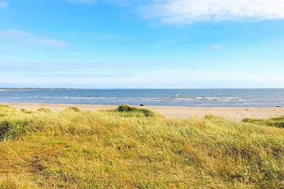 Einladendes Ferienhaus in Meeresnähe-By Traum