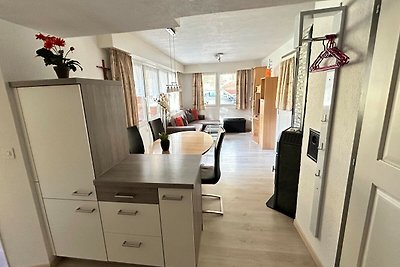 Chalet met 2 appartementen omgeven door...