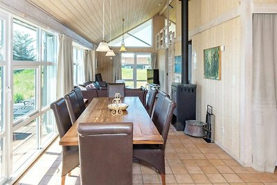 12 Personen Ferienhaus in Pandrup-By Traum