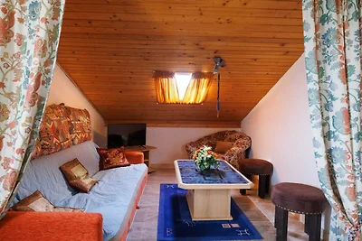 Classic and Trendy Apartment with Terrace - T...