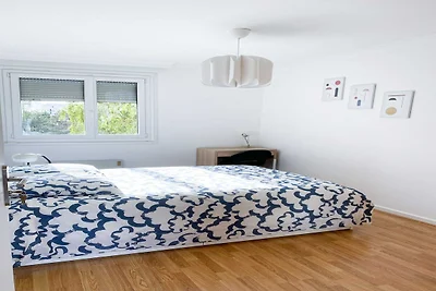 Privatzimmer in Wohngemeinschaft –...
