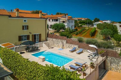 Ferienhaus in Rovinjsko mit Pool