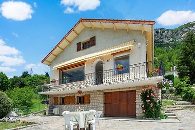 Ferienhaus in Saint-Julien-du-Verdon mit...