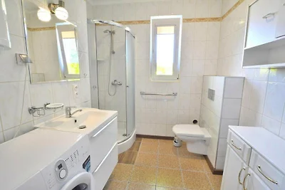 Gemütliches Ferienhaus mit schönem Garten, Wi...