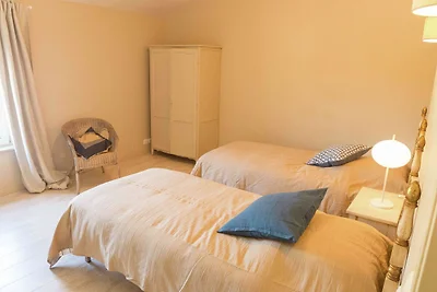 Traumhaftes Ferienhaus mit Swimmingpool in...