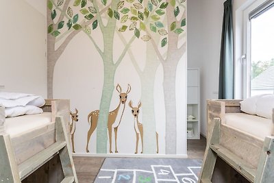 Moderne Villa mit Themen-Kinderzimmer in eine...