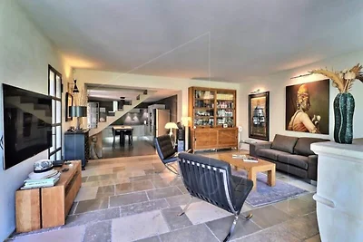 Haus in Ventabren mit Pool und Garten