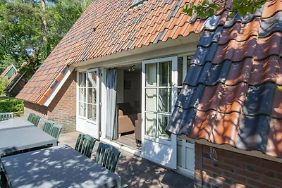 Casa ristrutturata con benessere, città di Br...