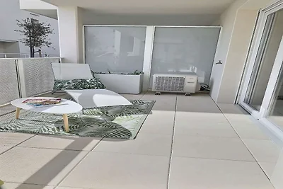 Apartment mit Terrasse und Parkplatz