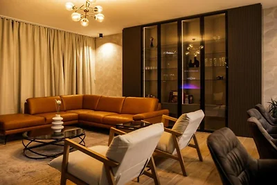 Luxury Villa Lara with Heated Pool, Hot-Tub a...