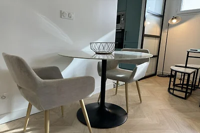 Casa tranquilla con terrazza e parcheggio