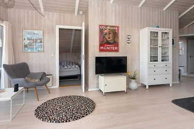 6 Personen Ferienhaus in Sjølund-By Traum