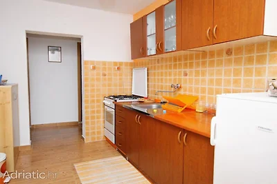 Four Bedroom Holiday Home