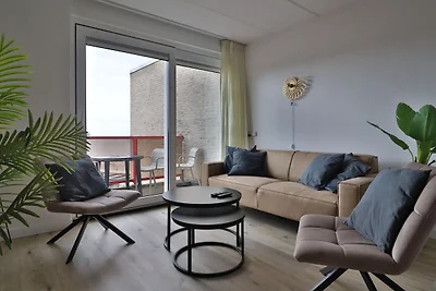 Apartment am Wasser mit Balkon