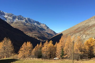 Chalet in Saas Grund midden in de bergen