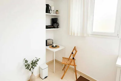 Haus in Lefkes mit Blick auf das Dorf