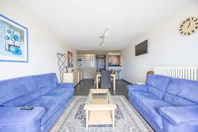 Studio op de 3e verdieping met fenomenaal...