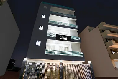 Moderne Luxusaufenthalte im Sektor 52 Gurgaon