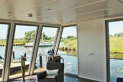 Hausboot in Ueckermünde