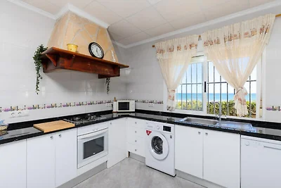 Villa a Guardamar con Accesso Spiaggia