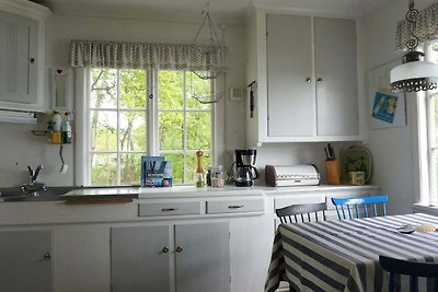 6 person holiday home in LYSEKIL