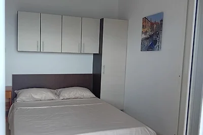 Classic Studio Apartment with Sea View and...