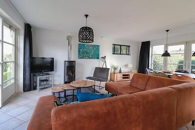 Wellness-Villa am Strand für 6 Personen