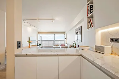Luxe Zeezicht Appartement