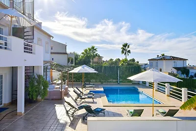 Villa mit Meerblick und privatem Pool bei...
