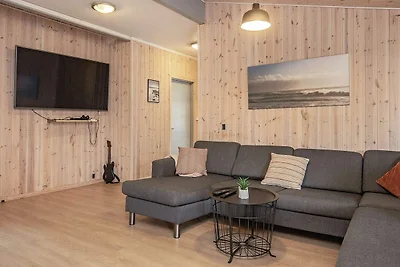 24 Personen Ferienhaus in Øster Assels