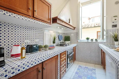 Zentrale und praktische Wohnung in Lucca